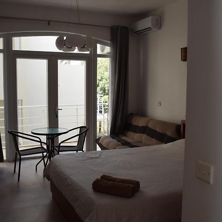 Ocean Drive Studio - Opposite The Beach 格兰贝伊 外观 照片